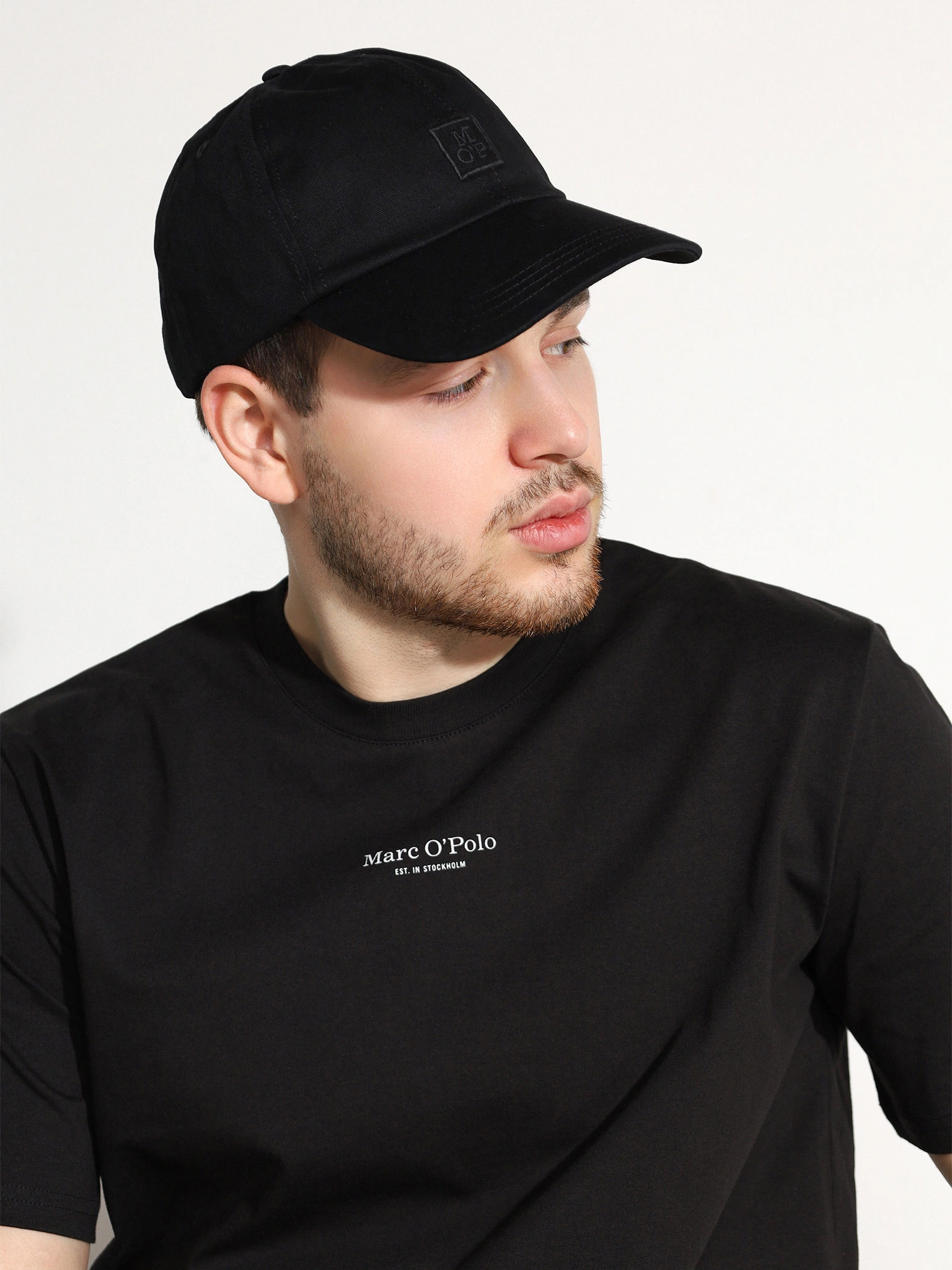 Бейсболка черного цвета из хлопка